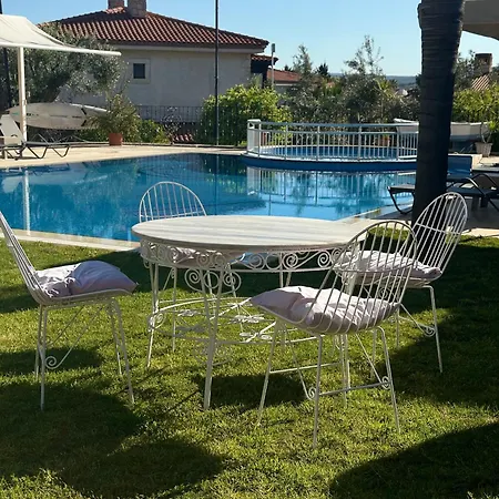 Imren - Special Category Otel Alaçatı