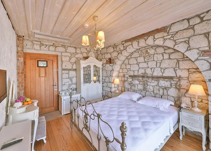 Imren - Special Category 4*